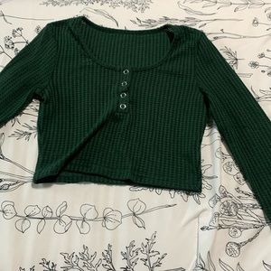 Long sleeve crop